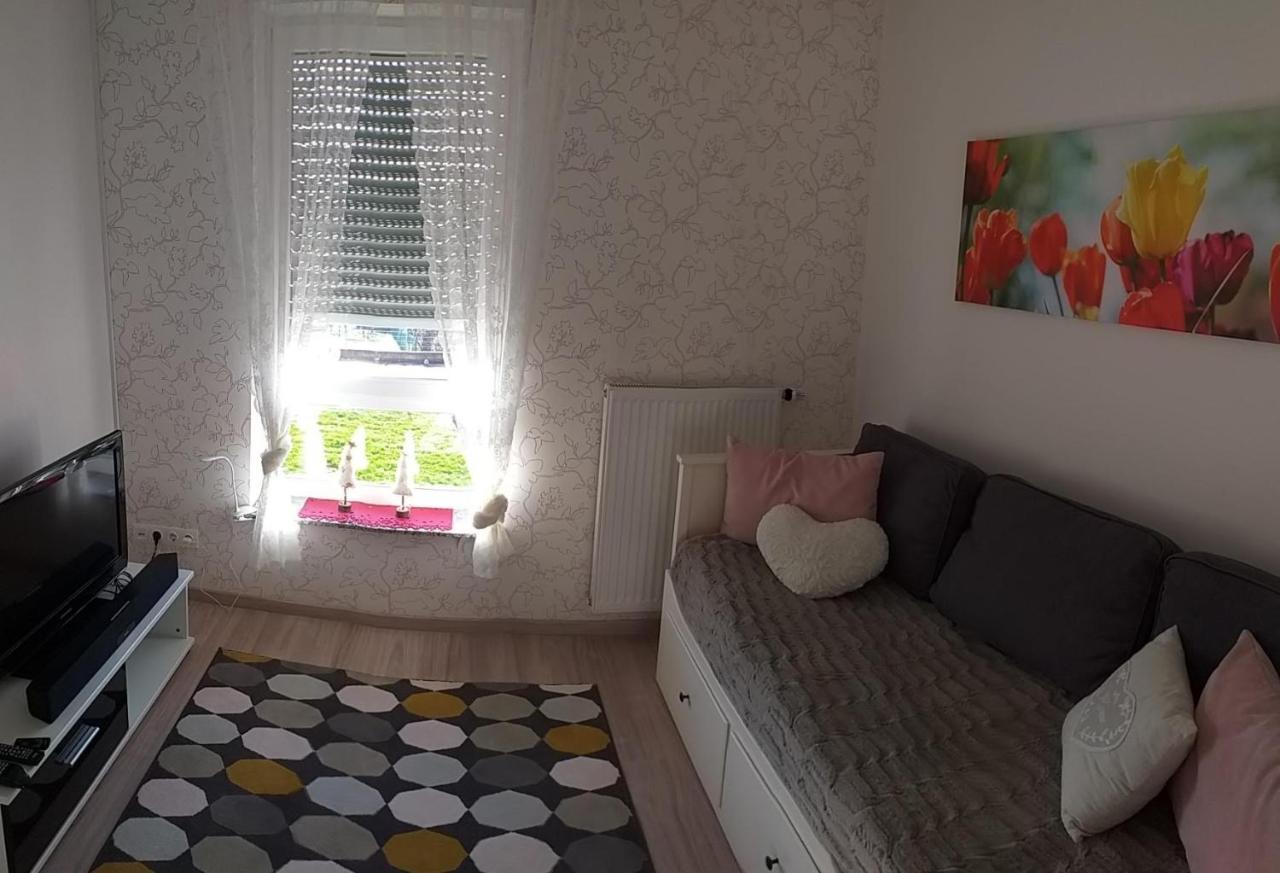 Appartamento Haus Zangerle Mettlach Esterno foto